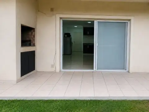 Departamento en Alquiler al Este