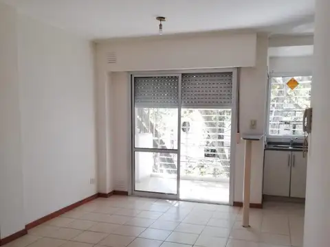 Departamento en Alquiler en Centro, $ 420.000