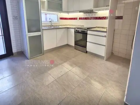 Casa en Alquiler en Neuquén, $ 2.400.000