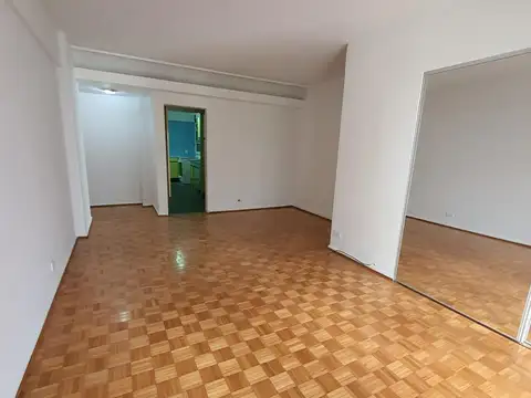 DEPARTAMENTO SEMIPISO 4 AMBIENTES COCHERA Y BAULERA