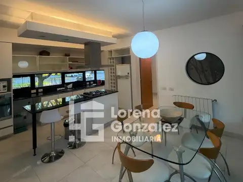 Casa en Alquiler de 3 dormitorios
