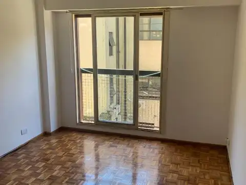 Departamento en Alquiler en Balvanera, $ 450.000