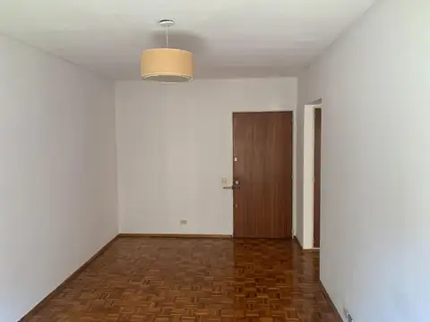 Hipolito Yrigoyen 3200, Piso 3