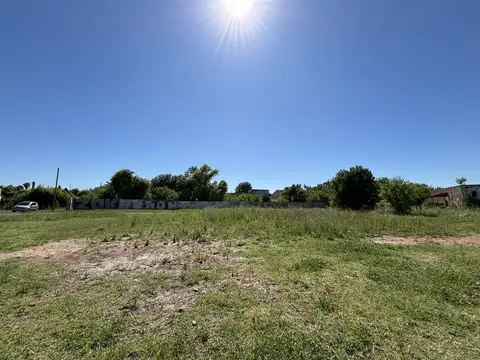 Terreno en Venta 28  mts Fondo