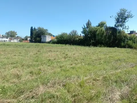 Terreno en Venta 28  mts Fondo