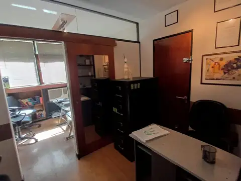 Oficina en Alquiler en La Plata, $ 300.000