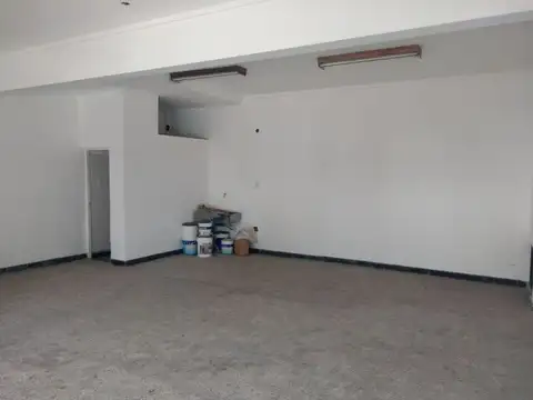 Casa 7 ambientes con 4 baños