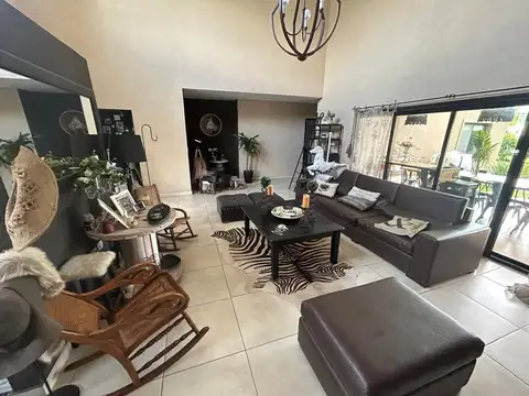 Casa en Venta en Canning, USD 330.000