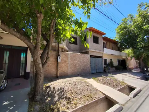 Casa en Venta en Godoy Cruz, USD 82.000