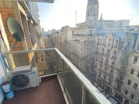 AV DE MAYO