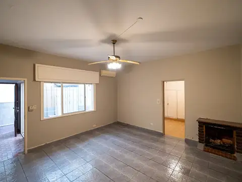 Depto Tipo Casa 2 ambientes con 1 baño