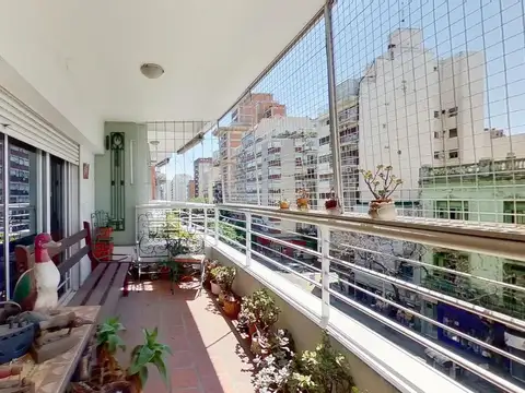 VENTA DEPARTAMENTO 4 AMB CON BALCÓN BOEDO
