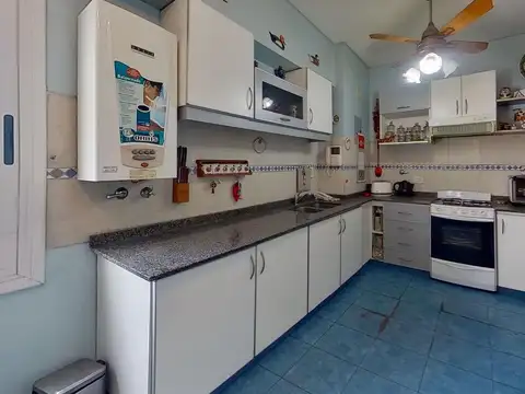 Departamento 4 ambientes con 2 baños