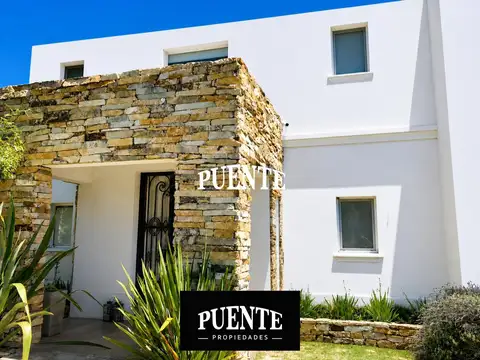 Casa en El Centauro, Canning