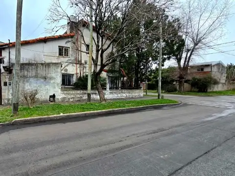 VENTA DE CASA A REFACCIONAR IDEAL INVERSOR