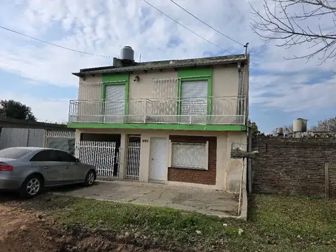 Vendo Casa Mas 2 Departamentos en Concepción del Uruguay Entre Ríos