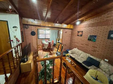 Casa 3 ambientes con 2 baños