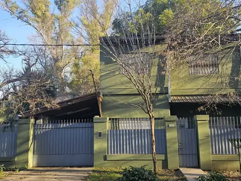 Casa en venta Ituzaingó norte.
