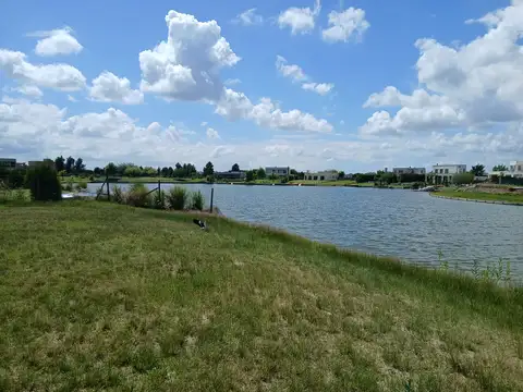 Terreno en Venta en Countries y Barrios Cerrados en Escobar, USD 65.000