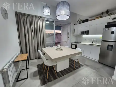 Venta PH 3 ambientes con balcón en Wilde