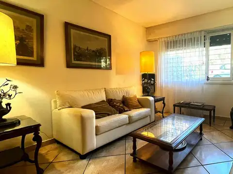 Departamento 3 Ambientes con dependencia y patio, Zona Playa Grande.