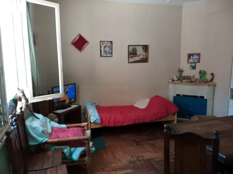 Av A Alvarez Jonte 2200, Piso 2