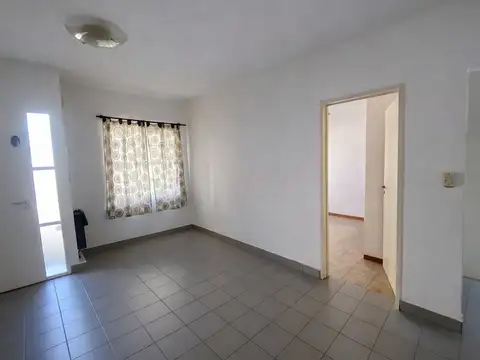 VENTA CASA 4 AMB - ALTOS DE PODESTA  APTO CREDIT0