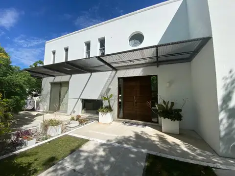 Ayres del Pilar, Panamericana 42.5km casa en alquiler temporario,  3 dormitorios, parque y pileta