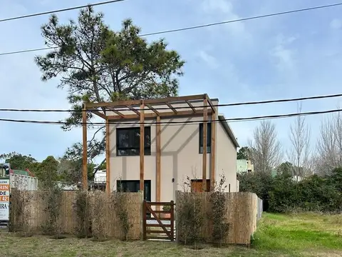 Casa en Venta en La Barra, USD 360.000