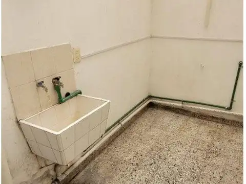 OPORTUNIDAD 2 AMB CON PATIO POLA 451