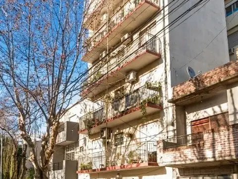 OPORTUNIDAD 2 AMB CON PATIO POLA 451