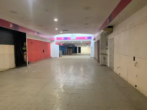 Avenida Sáenz 1200