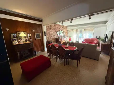 Depto Tipo Casa en Venta 45 años