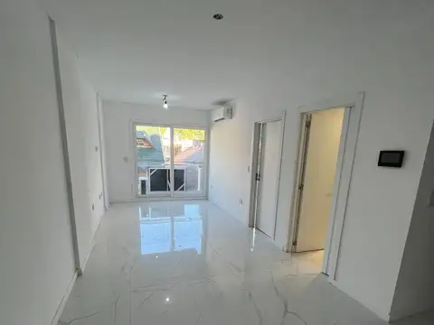 Departamento en Venta en Villa Luro, USD 135.000