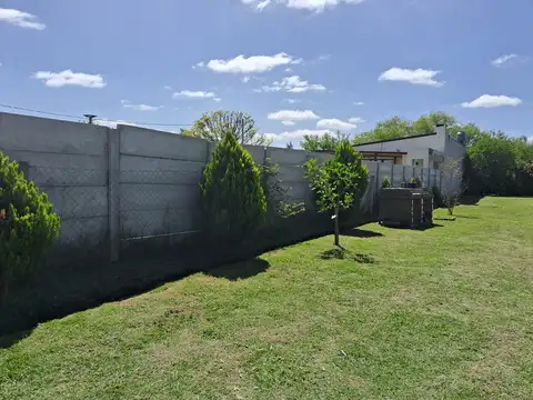 Casa 2 ambientes con 1 baño