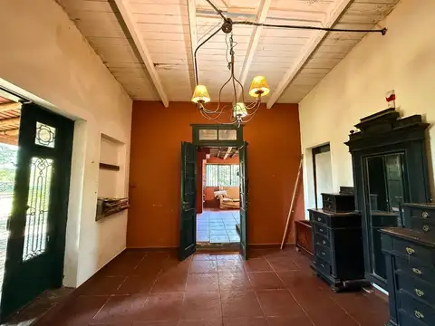 Campo en Venta en Los Hornos casa y pileta