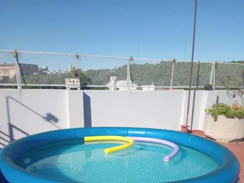 Depto Tipo Casa 5 ambientes con 2 baños