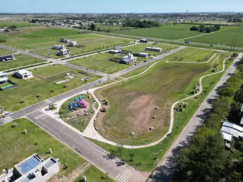 Terreno en Venta 30  mts Fondo