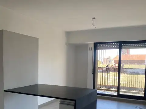 Departamento en Alquiler en Luis Agote, $ 420.000