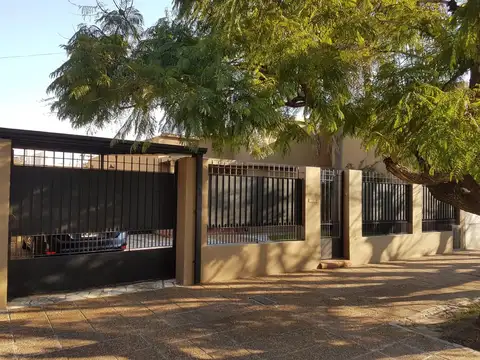 Casa en venta en Banfield