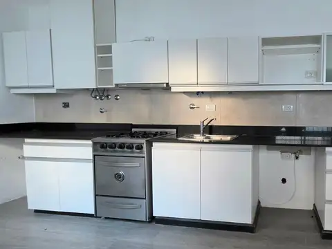 Casa en Venta en Martínez, USD 265.000
