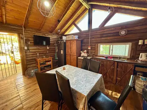 VENTA - DOS CABAÑAS EN BARRIO LOMAS ALTAS