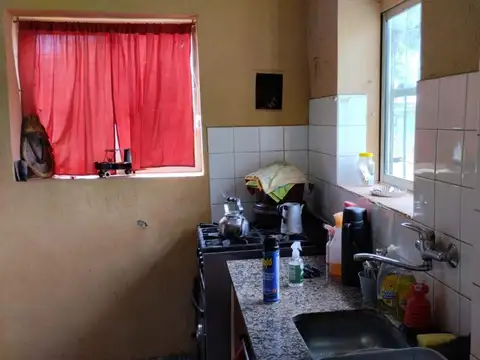 Excelente casa c/ LOTE de 750 mts2 - JOSE C PAZ