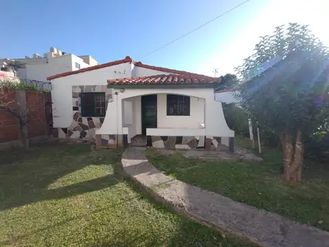 Depto Tipo Casa en Alquiler de 3 ambientes
