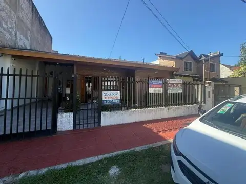 VENTA CASA 3 AMBIENTES CON PILETA Y QUINCHO SAN MIGUEL