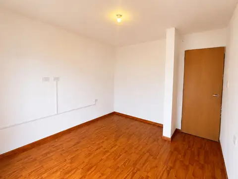 Casa en Venta en Los Hornos, USD 42.000