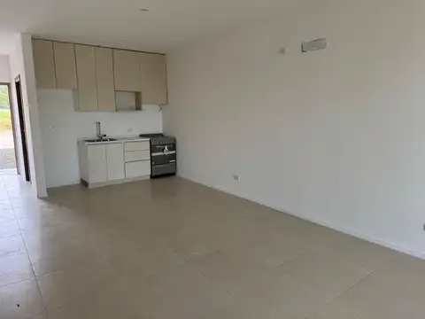 Departamento en Venta en La Lonja, USD 73.000