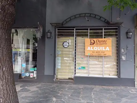 EXCELENTE LOCAL EN AVDA DE MAYO 1600