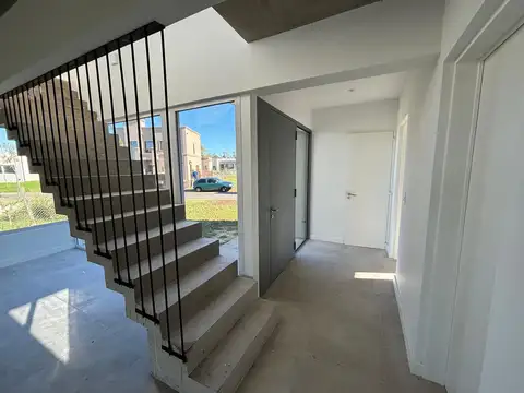 Casa en Venta en Pilar, USD 260.000