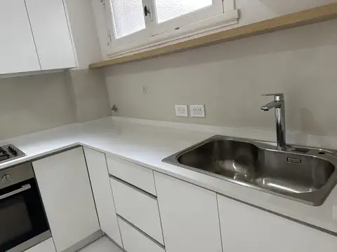 Departamento en Alquiler en Parque Las Heras, USD 1.300